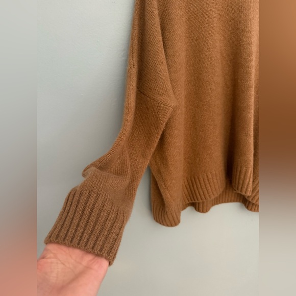 Organic BY JOHN PATRICK Wide Pull Over Sweater - Vicuña, 100% Cashmere, Medium - Picture 8 of 16